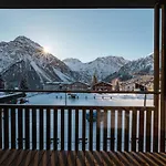Aves Hotel&apartment *