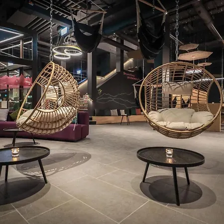 Aves Hotel&apartment Lodge *