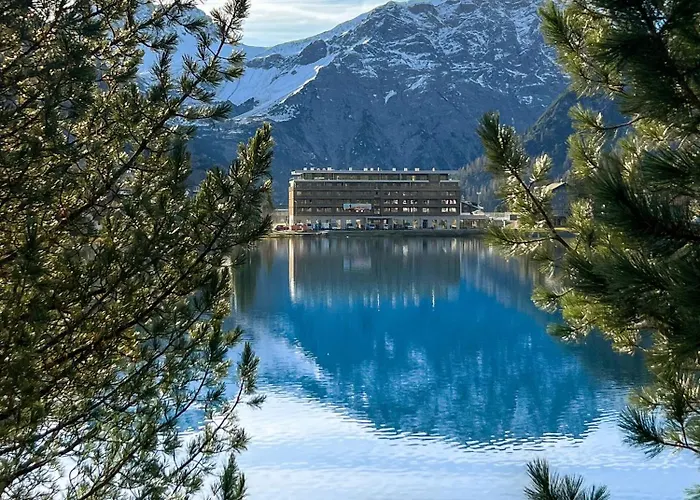 Aves Hotel&apartment Orman Evi Arosa