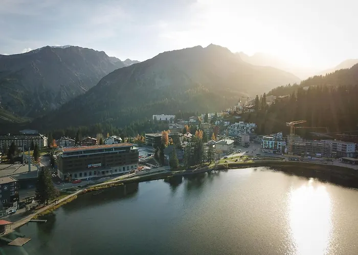 Aves Hotel&apartment Lodge Arosa