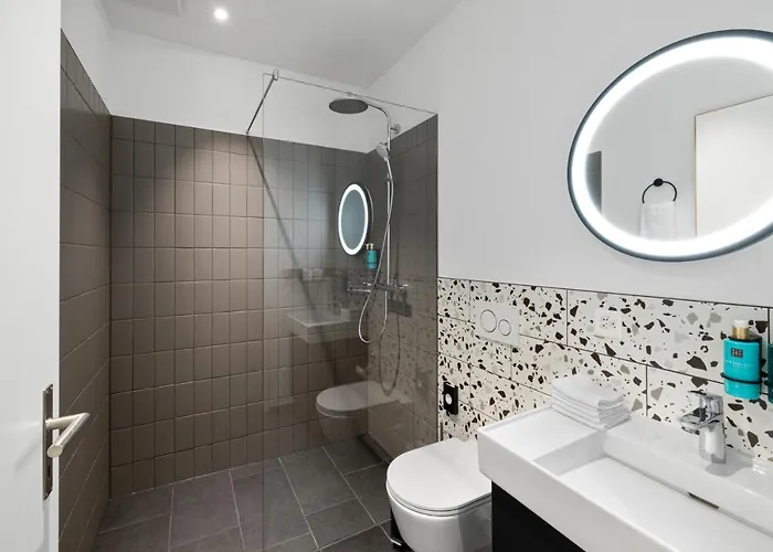 Aves Hotel&apartment Αρόζα