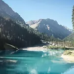 Aves Hotel&apartment * Arosa